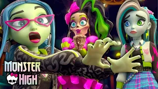 Ghoulia Gets Freaky Stage Fright! | Monster High