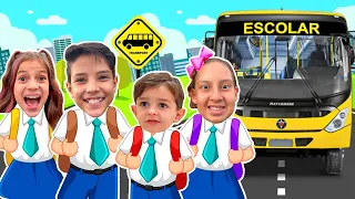 Novas regras de Segurança e Conduta no Ônibus Escolar com amigos  - Universo Kids