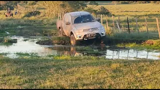 Mitsubishi L200 V6 3.5 off road mud full II