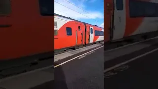 Class91121 and 82212 arriving into York with 801206 leaving for kings cross