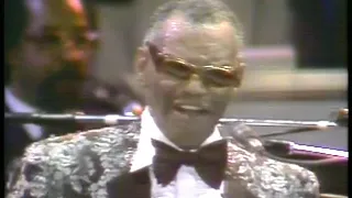 Music   1982   Ray Charles & The Raelettes   Tell Me What I Say   Sung At Constitution Hall Washingt