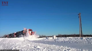 Trains Plowing Snow   (New)   поезда  vs снег