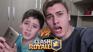 BATALHEI CONTRA MEU IRMÃOZINHO NO CLASH ROYALE COM DECK FULL LENDARIO