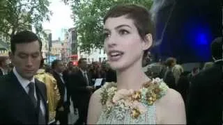 Anne Hathaway on Catwoman's hips: Dark Knight Rises premiere, London