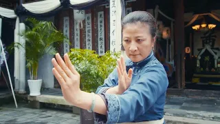 80 year old Kung Fu grandma beats Japanese samurai with Tai Chi