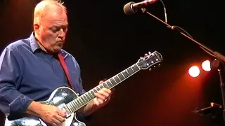 DAVID GILMOUR / RICK WRIGHT - BREAKTHROUGH (Parigi, gennaio 2002)