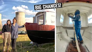 TINY OFF GRID NARROWBOAT PROJECT : DIY 2pack Hull Blacking And Spray Foam Insulation | EP65