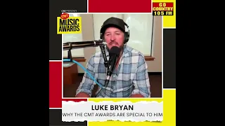 Luke Bryan learned to "Shake It" on the CMT Awards