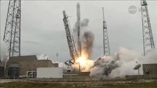 SpaceX's Falcon 9/Dragon Launches From Cape Canaveral