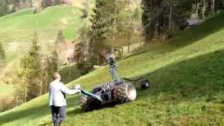 Brielmaier Motormäher beim Güllen in Extremer Hanglage