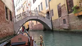 giro in gondola nei canali di Venezia con guida HD (Beautiful Gondola Ride in Venice, Italy) 1/2
