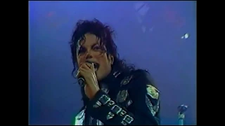 Wembley (14.07.1988) - Wanna Be Startin' Somethin'