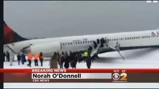 Delta Flight 1086 from Atlanta Skids Off Runaway at LaGuardia Airport
