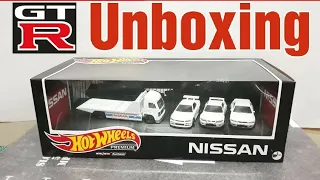 Unboxing the Hot Wheels Nissan GT-R Team Transport box set