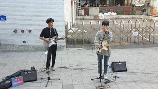 𝙇𝙞𝙫𝙚 20220529 김성훈(@shkim0803) & 이병민(@leebyeongmin) Hongdae Street Busking 홍대 거리 버스킹 #SnowHorse