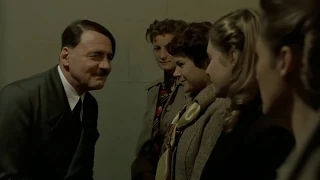 Гитлер нанимает секретаршу | Бункер [2004]