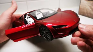 Tesla Roadster 2 Unboxing 1:18 modelcar - 4K