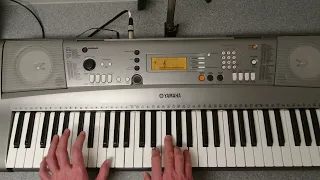 YAMAHA YPT-310 (PSR-E313) L´Amour Toujours GIGI