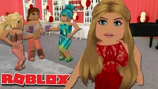 HOSTING A DIVAS SWEET 16 AT AMBERRY HOTEL | Roblox Roleplay | Bloxburg