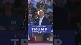 Trump mocks DeSantis at Texas rally #shorts