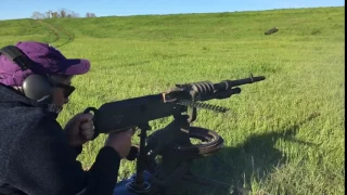 Shooting a French 1914 Hotchkiss Machine Gun