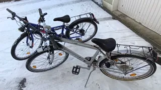 Надо собрать из двух один велосипед.