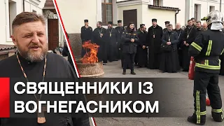 Вінницькі священники вчились гасити пожежі та евакуйовувати прихожан