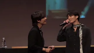 [ENG SUB] 180607 Taehyung asked Jungkook to sing Euphoria *.* plus Taehyung's "so show me"