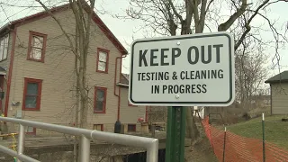 VIDEO | Ohio train derailment: 'Keep Out' signs popping up in East Palestine near waterways
