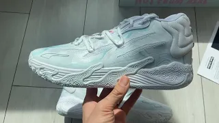 🥶 2024 #Puma #Melo MB.03 “Iridescent” | In Hand Review (Traction, Cushion, Fit) 👏