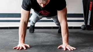 Push Ups: How To Increase Chest-Activation & Build More Muscle (3 Simple Tips)