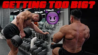 THE GENETIC ANOMALY'S SECRET FOR A HUGE BACK | TRAINING IN MIAMI | BULKING & GROWING BY THE DAY 😈