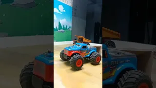 Monster trucks RC jump