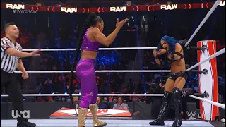 Sasha Banks & Bianca Belair vs Charlotte Flair & Becky Lynch: Raw, October. 11, 2021