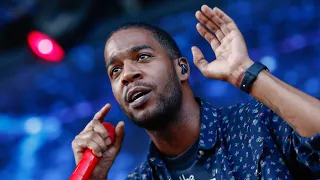 Kid Cudi rocks a dress for 'SNL' musical performance in apparent Kurt