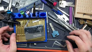 [83] Mul-T-Lock padlock w serrated drivers picked gutted and reassembled with 2 reassembly disasters