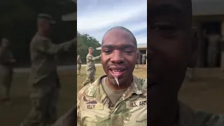Young soldiers try the gas chamber