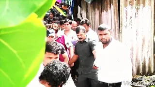 Salman khan playing with poor slums kids💞 He is such a man with golden heart😇❤