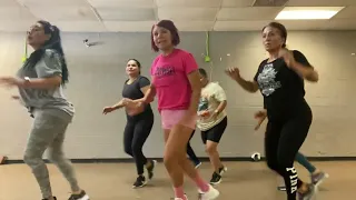 La cumbia del mariachi #espinozapaz  #zumba #oklahoma #morningclass