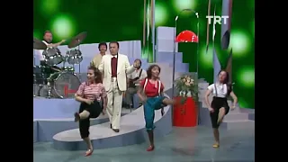 Selçuk Alagöz Ki ki ki ko ko ko gulu gulu gulu ku vak vak vak Müzik Televizyon TRT Mürşit Arslan