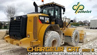 Chargeur CATERPILLAR 950K Chargement Tombereau CAT 730 vue extérieur rapprochée