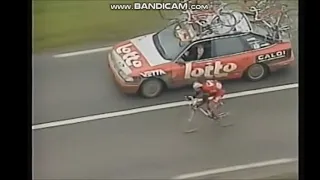 Le numéro dans le froid d'Andrei Tchmil sur Paris Roubaix 1994