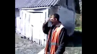 Вася и бутылка.break the bottle with your head