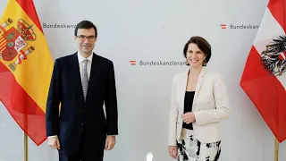 Pressekonferenz mit Europaministerin Karoline Edtstadler und Staatssekretär Juan González-Barba Pera