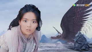 An ugly girl was attacked by a giant fiery eagle, but a kung fu master saved her at the last moment.