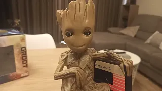 baby Groot, statue money bank.