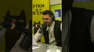 Вячеслав Макаров - Поёт голосом кота / Звёзды в гостях у Юмор FM