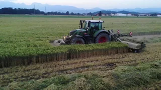 Mowing barley for silage Fendt 718 & Krone 9140 cv collect & Krone 32cv