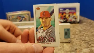 2020 Topps 206 Baseball 4 Box Opening - manhandled package , destroyed box