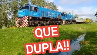 SALIENDO DE BASAVILBASO RUMBO AL NORTE LOCOMOTORAS 7936 + 7903 Urquiza Cargas Trenes Argentinos